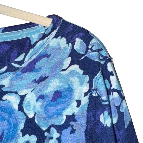 SUNDANCE Rosey Delights Henley Metallic Buttons Floral Top Blue Size Medium - Picture 4 of 14